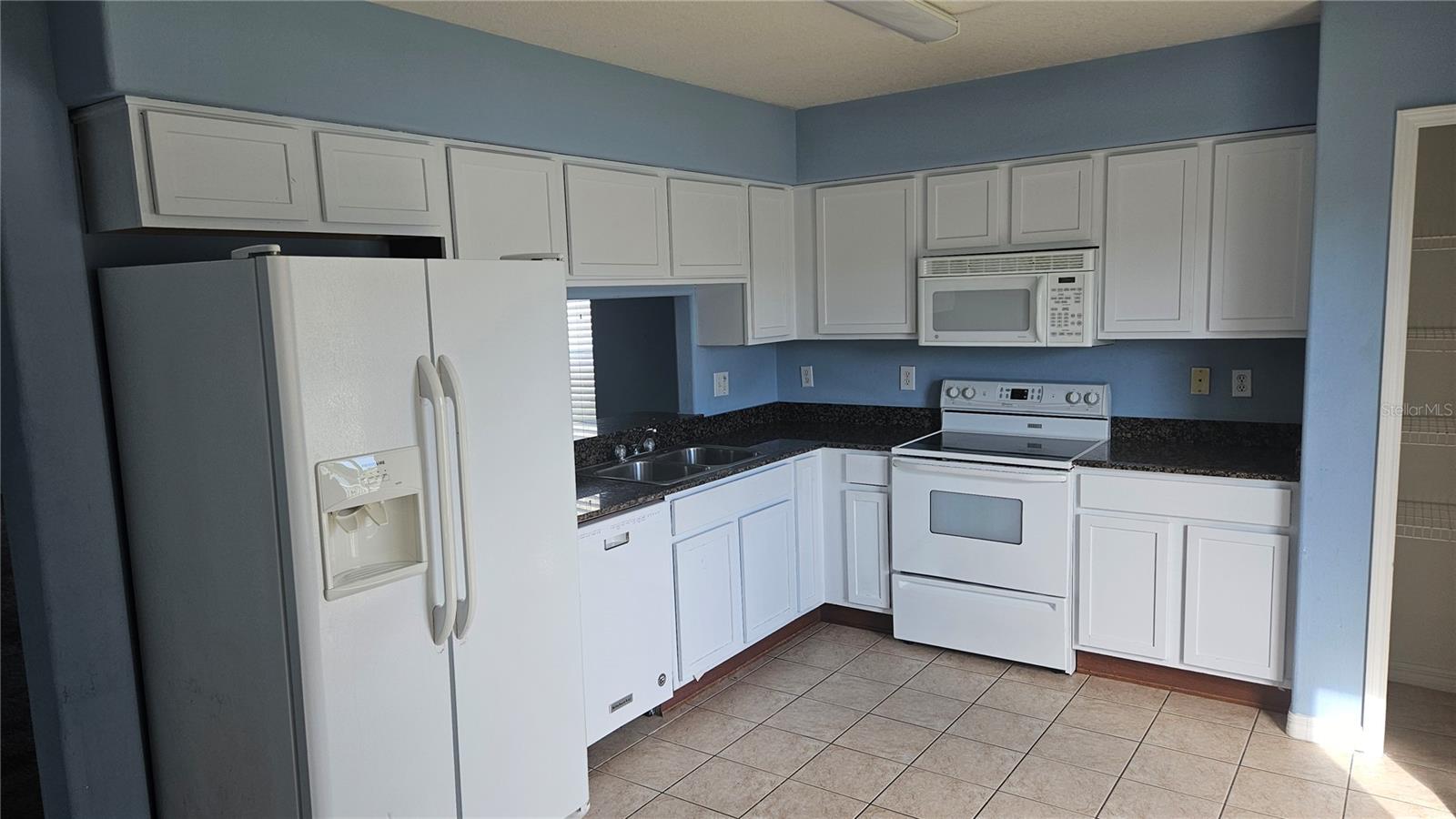 Image 8 of 42 For 6836 Aramon Court