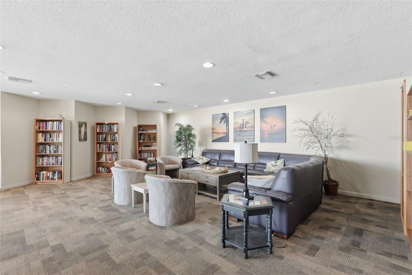 Image 26 of 33 For 6291 Bahia Del Mar Circle 116