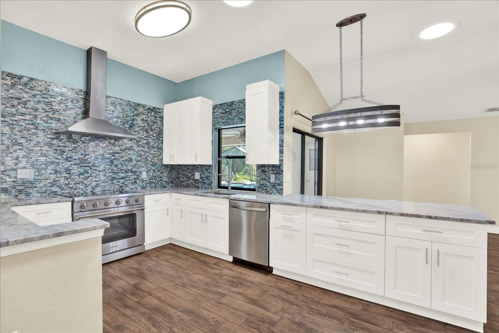 Image 2 of 33 For 447 Whispering Lakes Boulevard