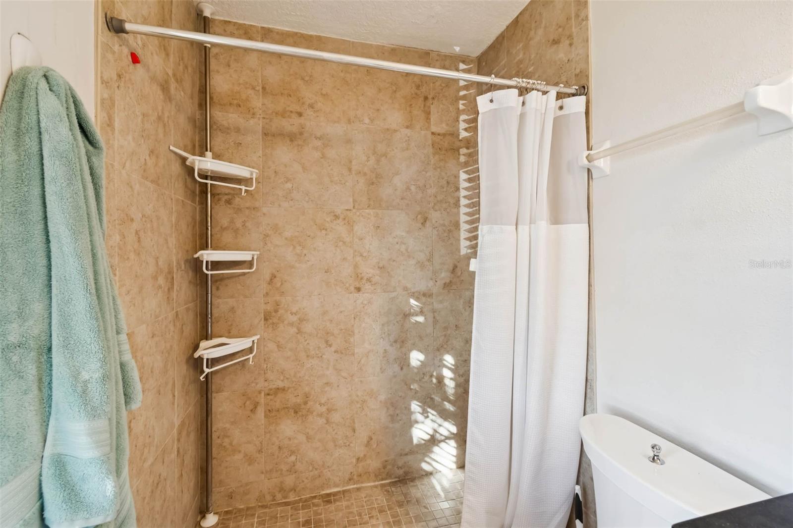 Image 21 of 60 For 5110 Coquina Key Drive Se C