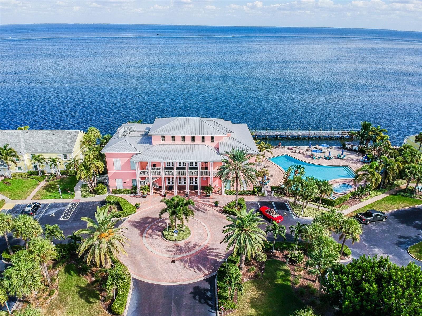 Image 34 of 60 For 5110 Coquina Key Drive Se C