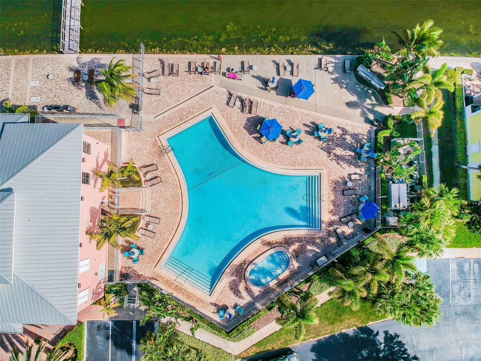 Image 36 of 60 For 5110 Coquina Key Drive Se C