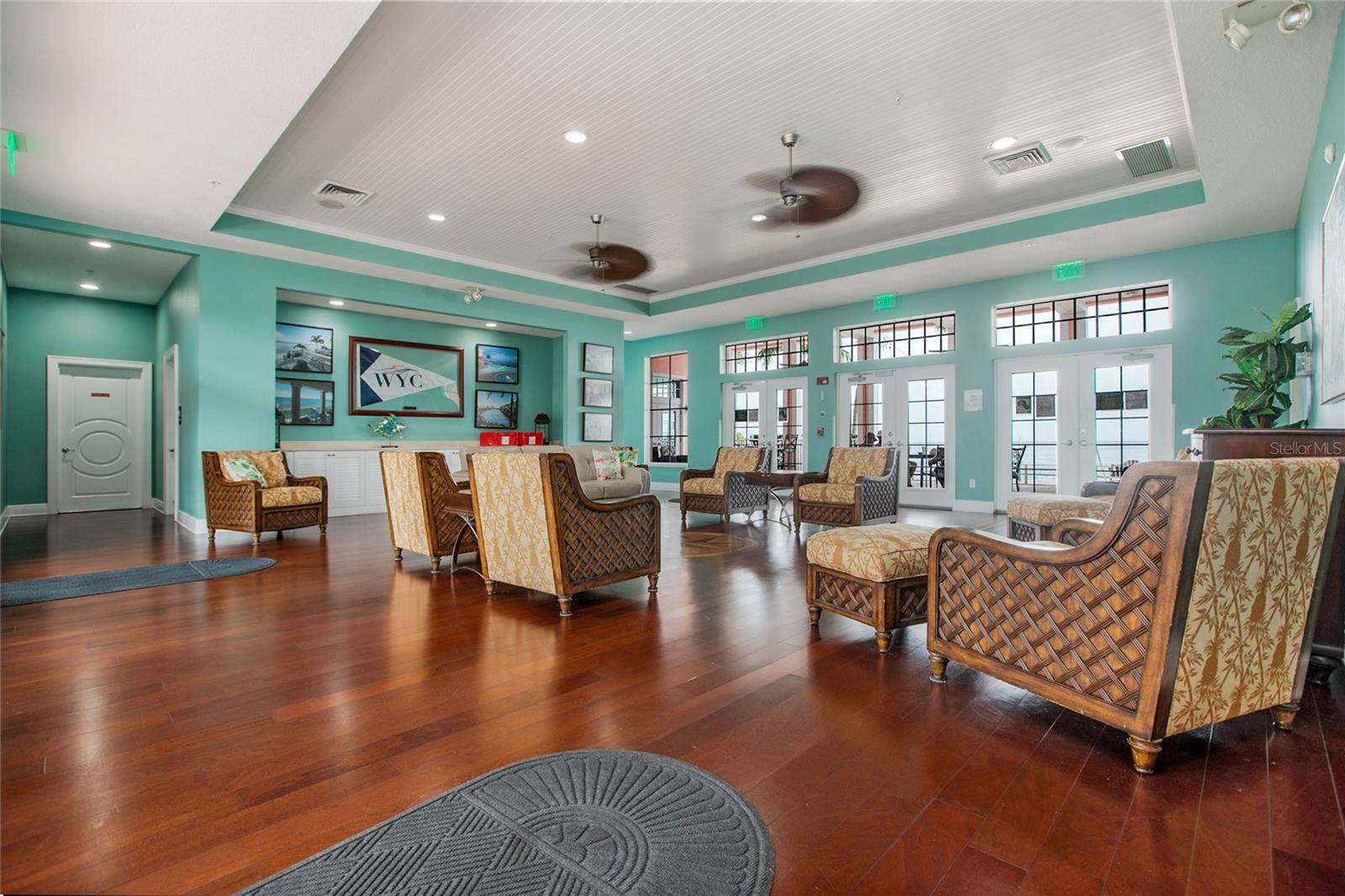 Image 42 of 60 For 5110 Coquina Key Drive Se C