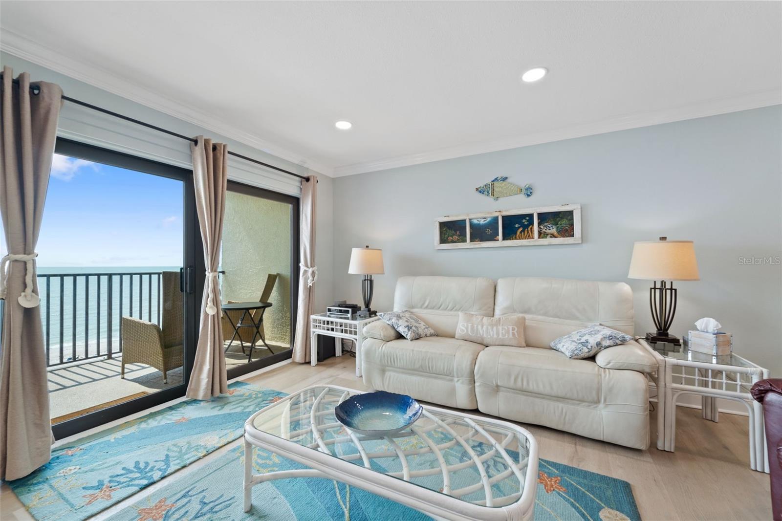 Image 7 of 54 For 12924 Gulf Boulevard 502