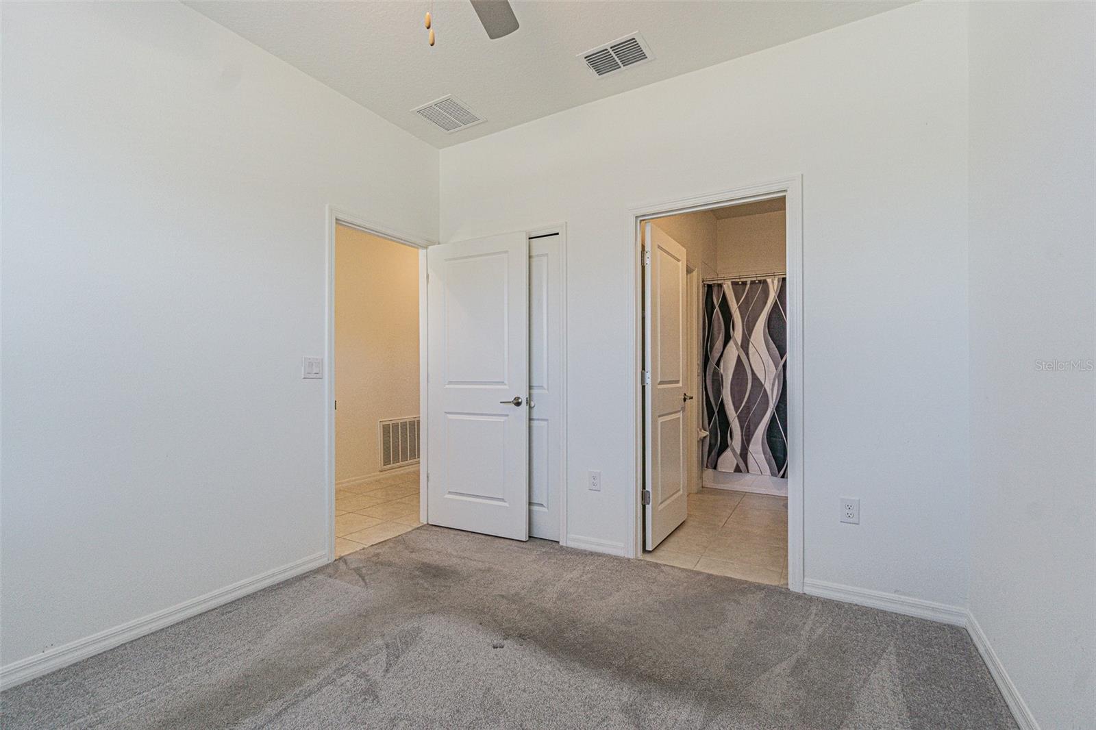 Image 24 of 26 For 6884 Ripple Pond Loop