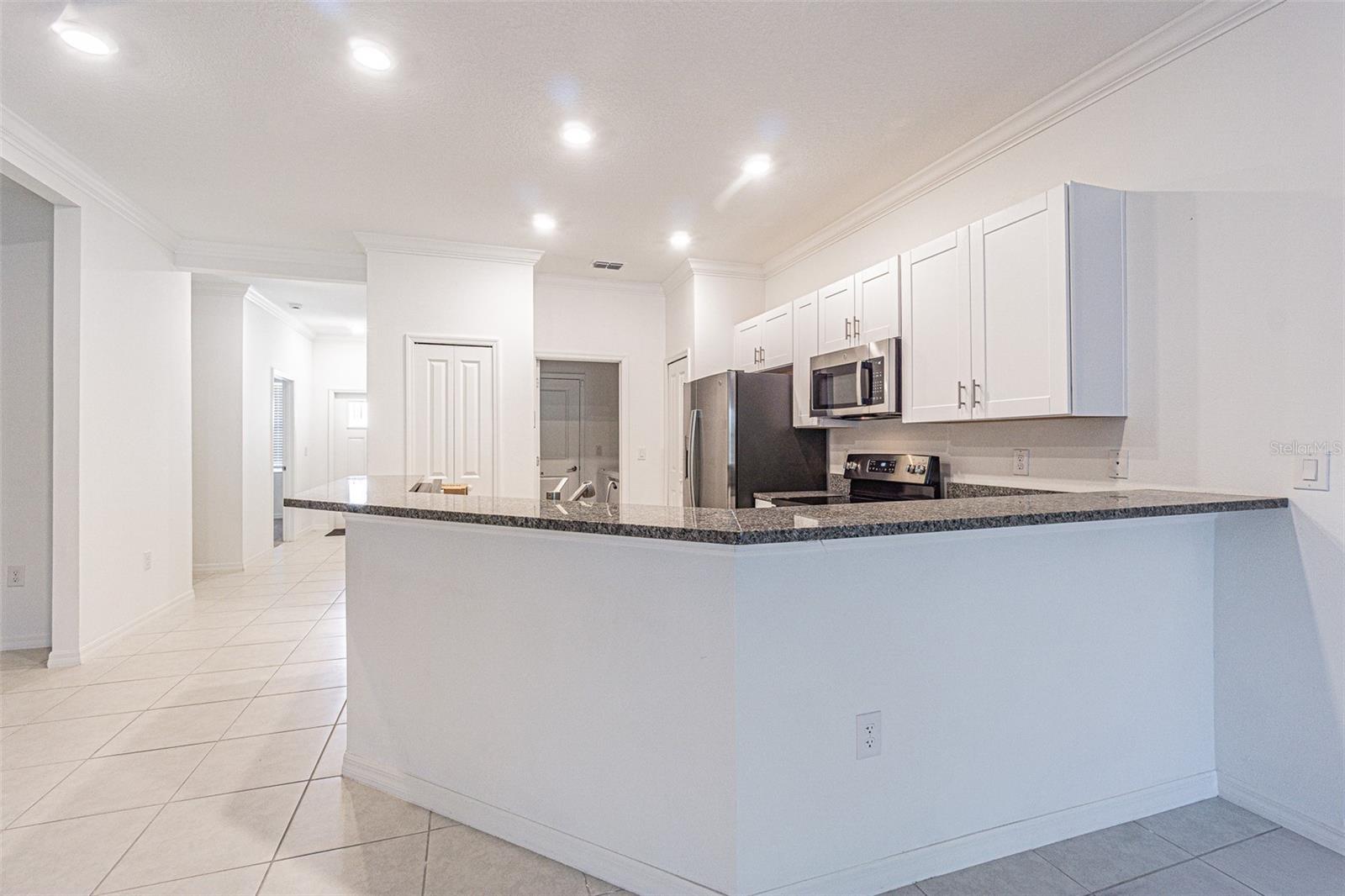 Image 3 of 26 For 6884 Ripple Pond Loop