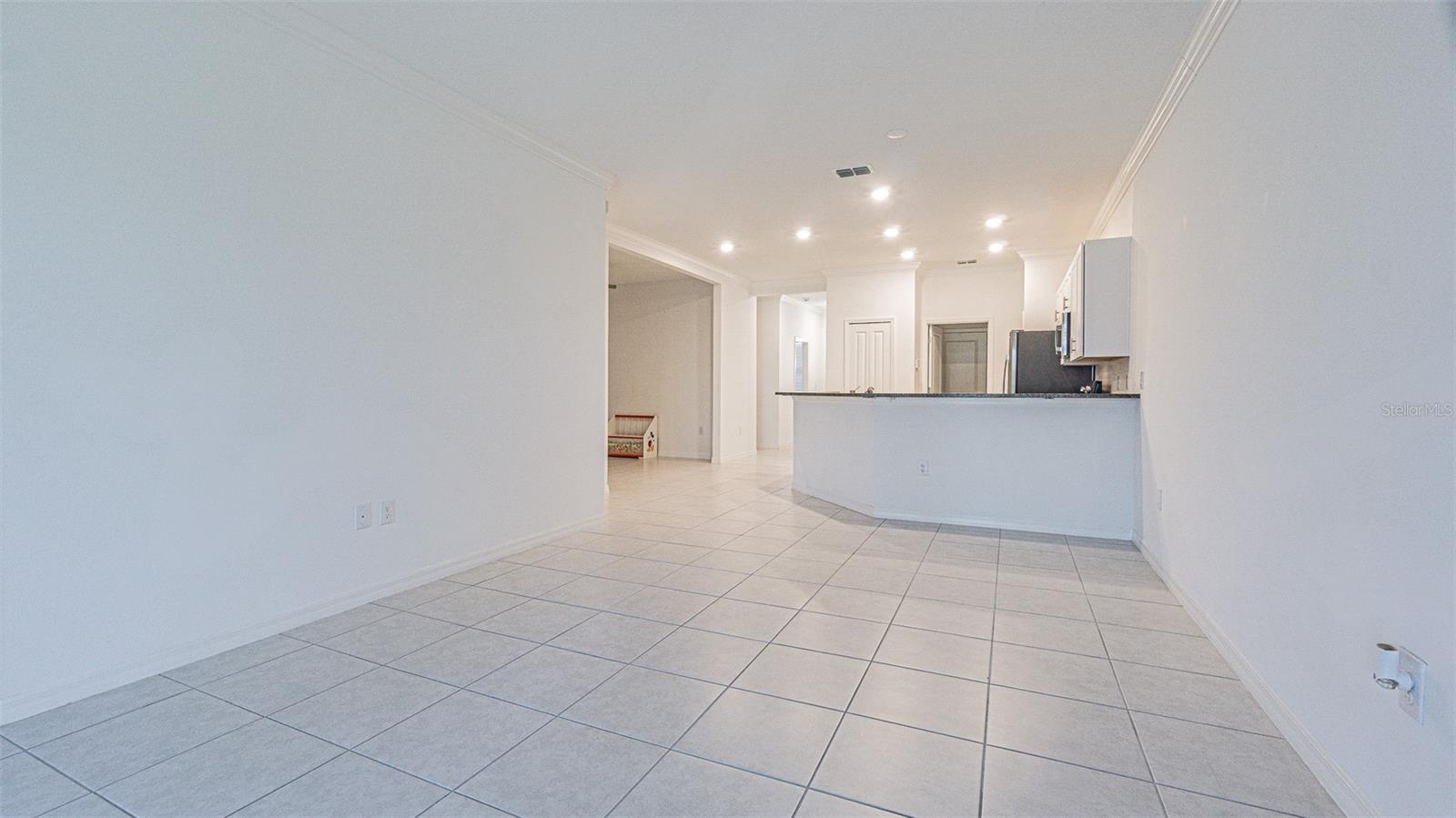 Image 5 of 26 For 6884 Ripple Pond Loop