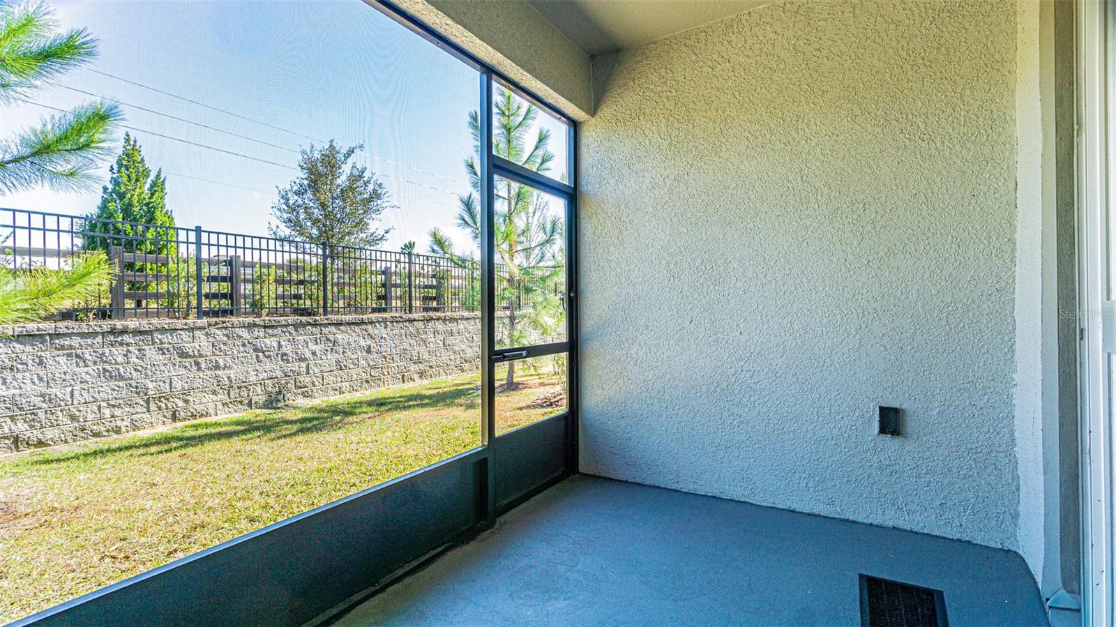 Image 7 of 26 For 6884 Ripple Pond Loop