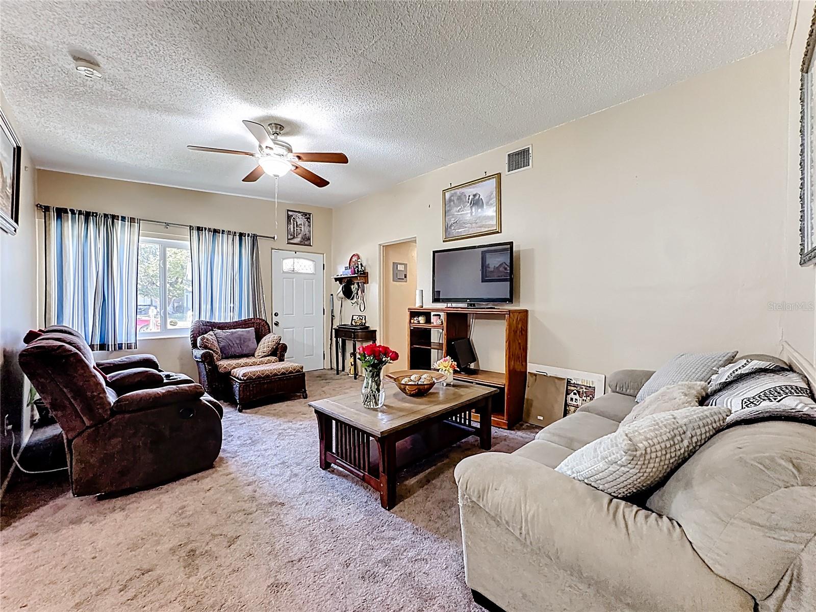 Image 14 of 33 For 513 Egan Drive