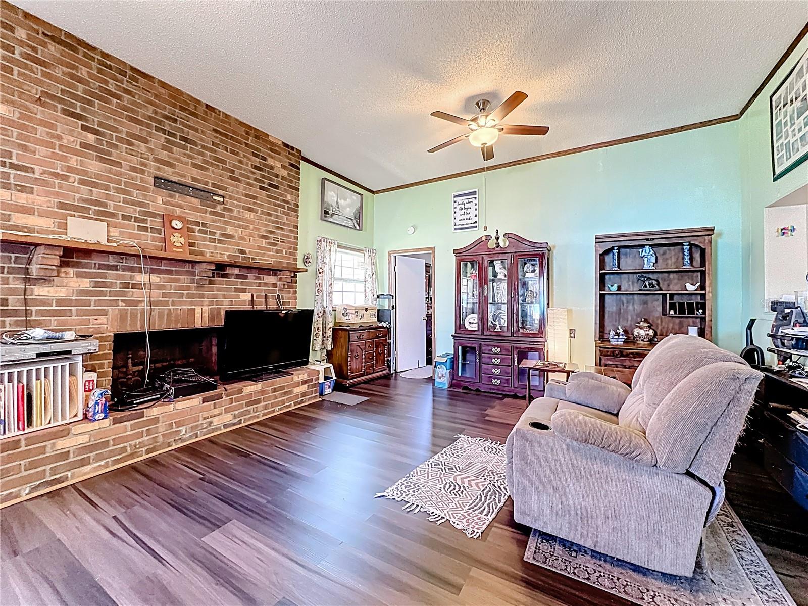 Image 5 of 33 For 513 Egan Drive