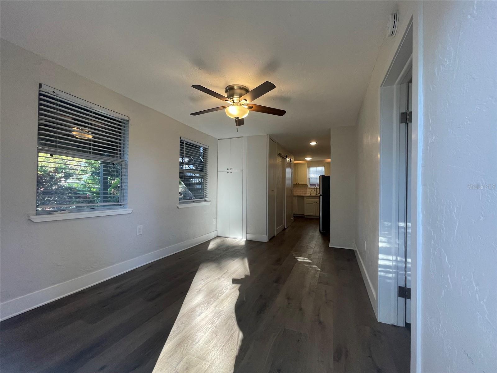 Image 11 of 25 For 3734 Burlington Avenue N 1