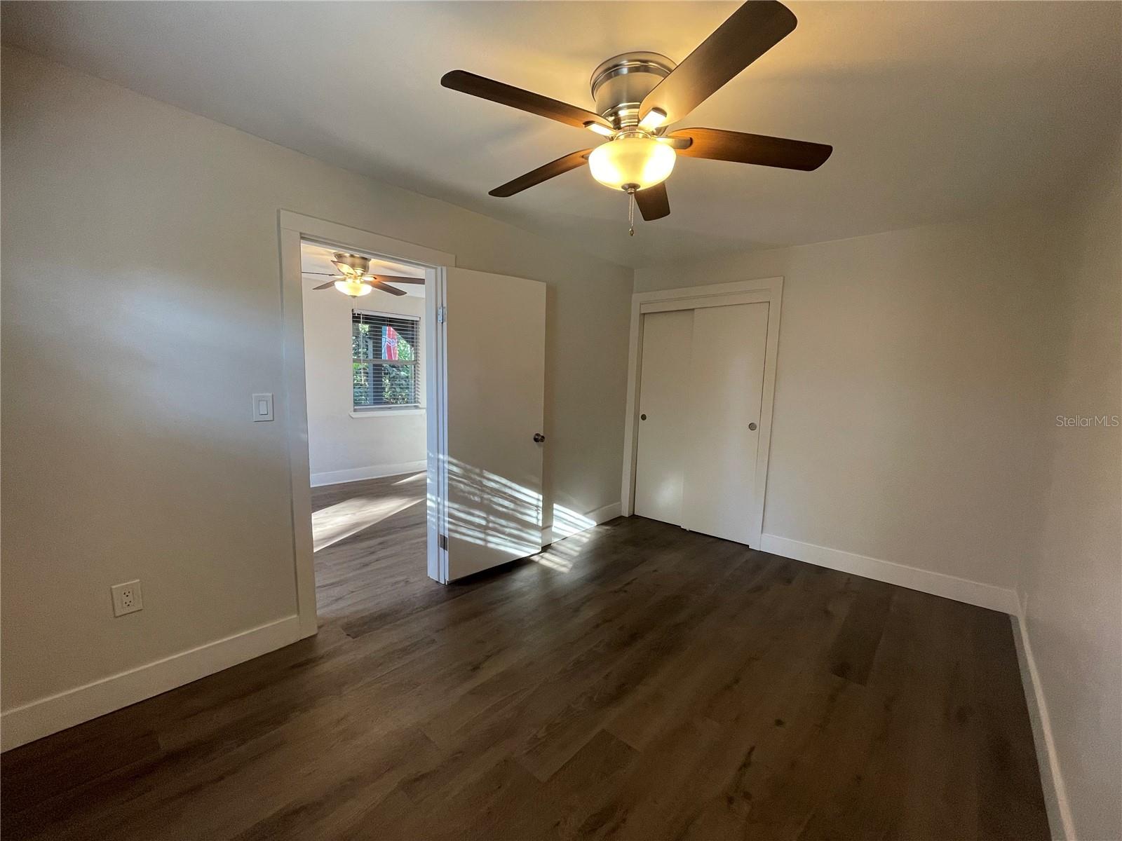 Image 15 of 25 For 3734 Burlington Avenue N 1