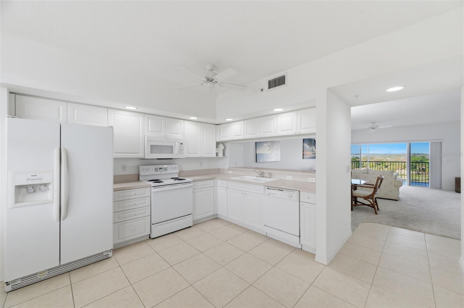 Image 11 of 58 For 1200 Country Club Drive 1404