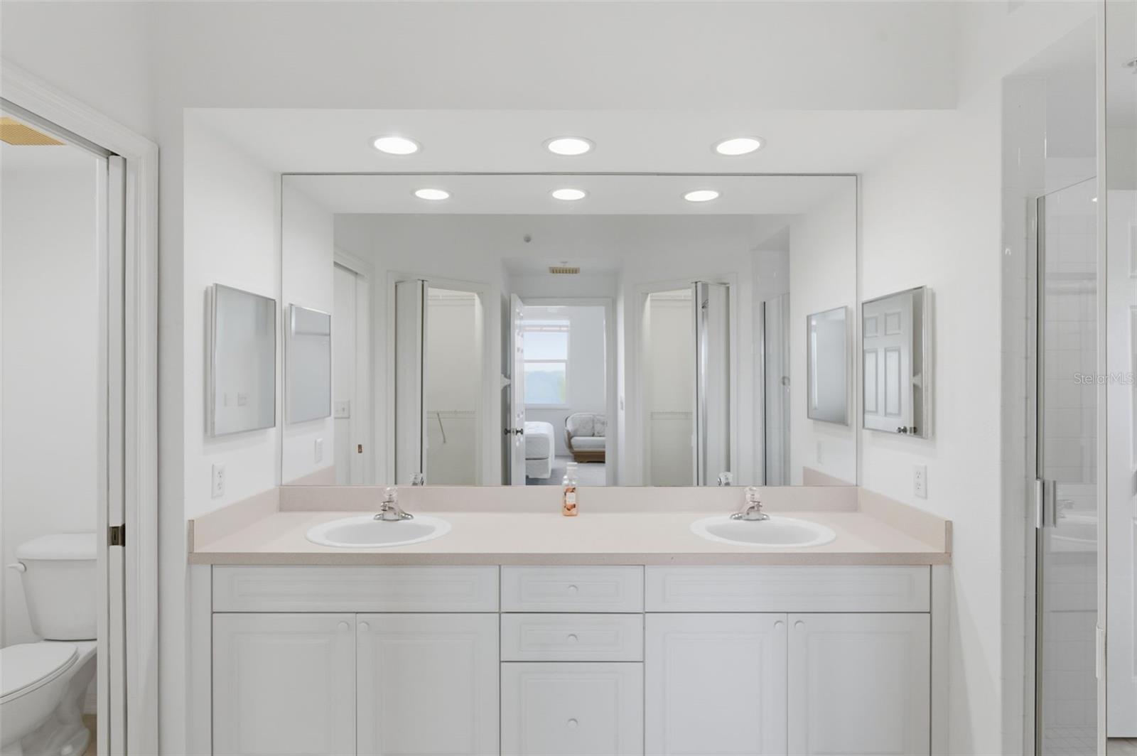 Image 21 of 58 For 1200 Country Club Drive 1404