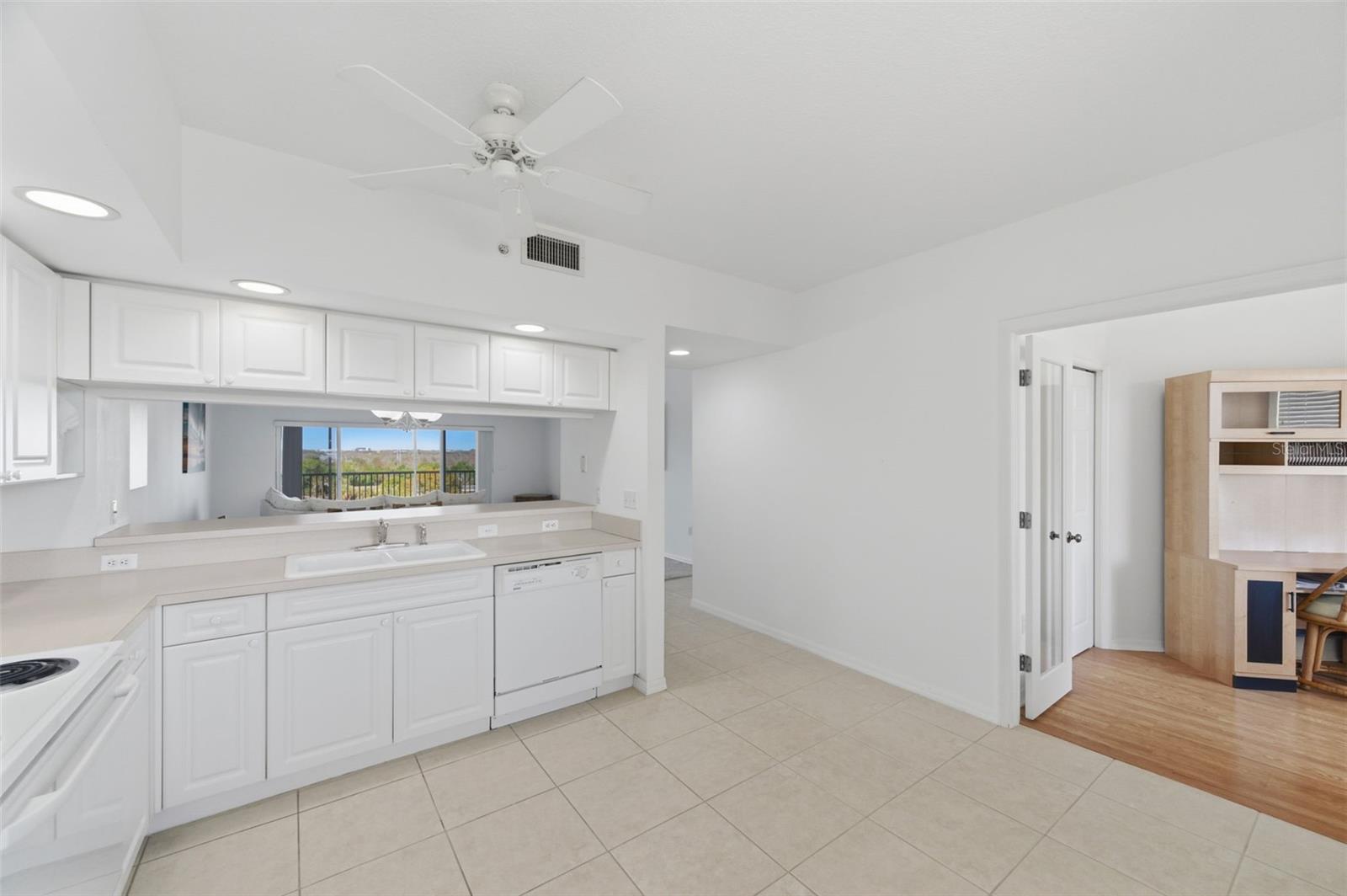 Image 35 of 58 For 1200 Country Club Drive 1404