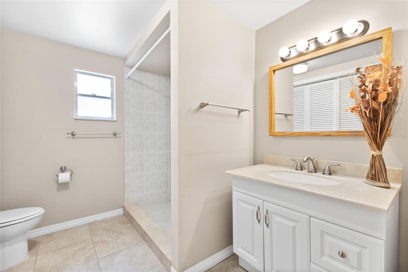 Listing photo id 20 for 1054 Ranch Road