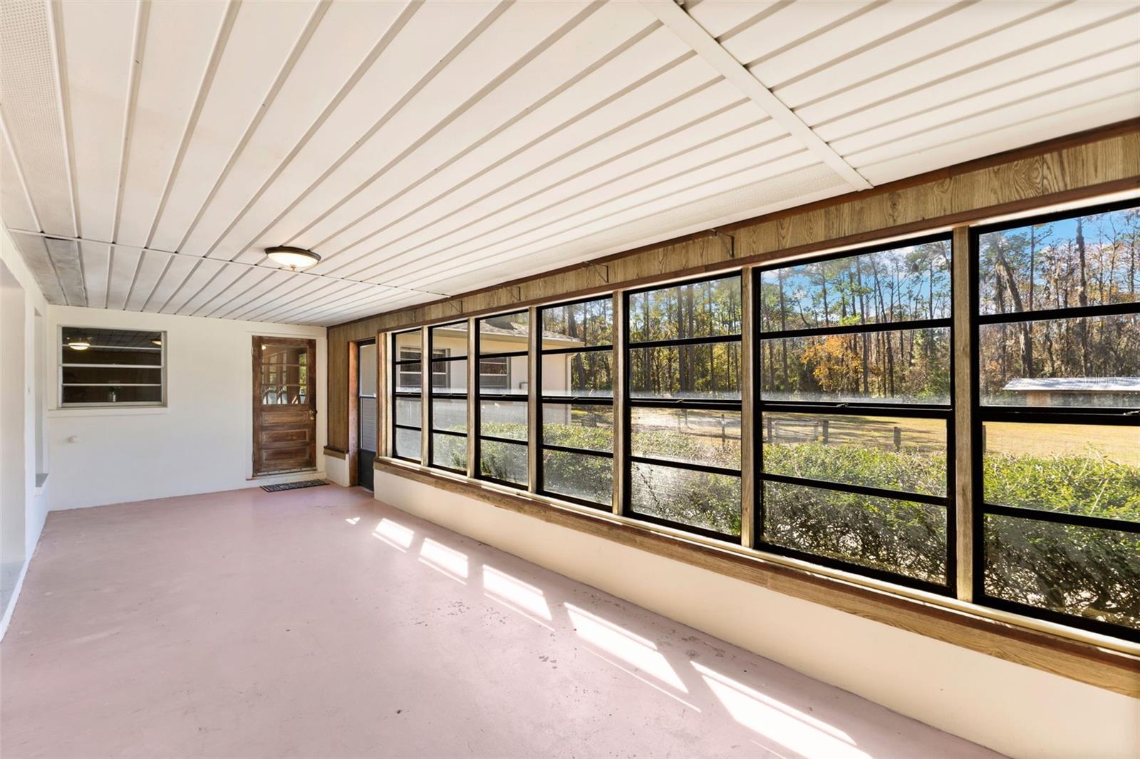 Listing photo id 22 for 1054 Ranch Road