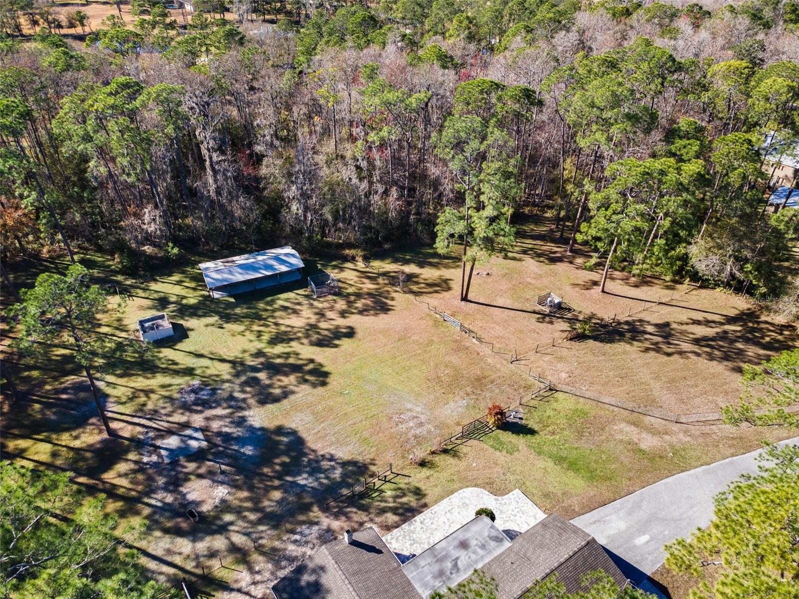 Listing photo id 52 for 1054 Ranch Road