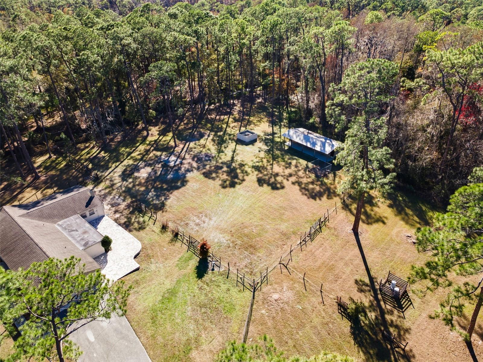 Listing photo id 53 for 1054 Ranch Road
