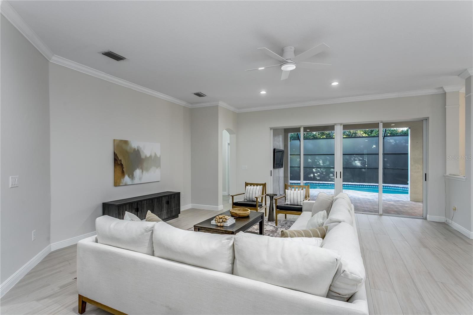 Image 9 of 35 For 11909 Mandevilla Court