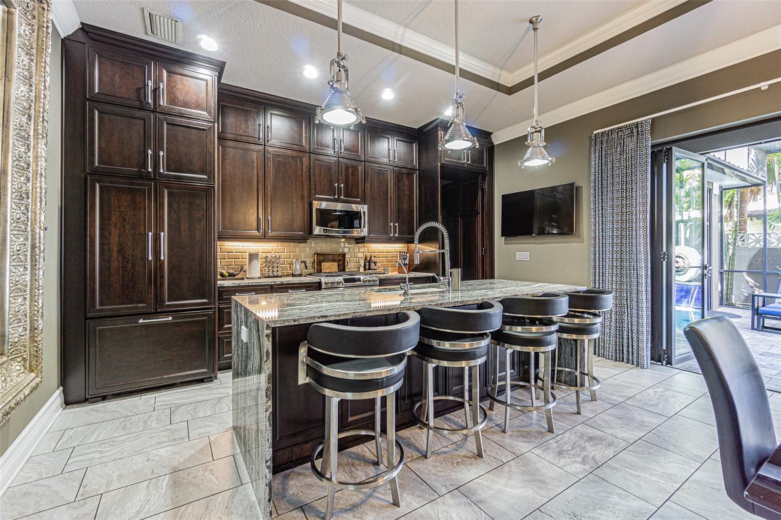 Image 16 of 51 For 4210 North B Street