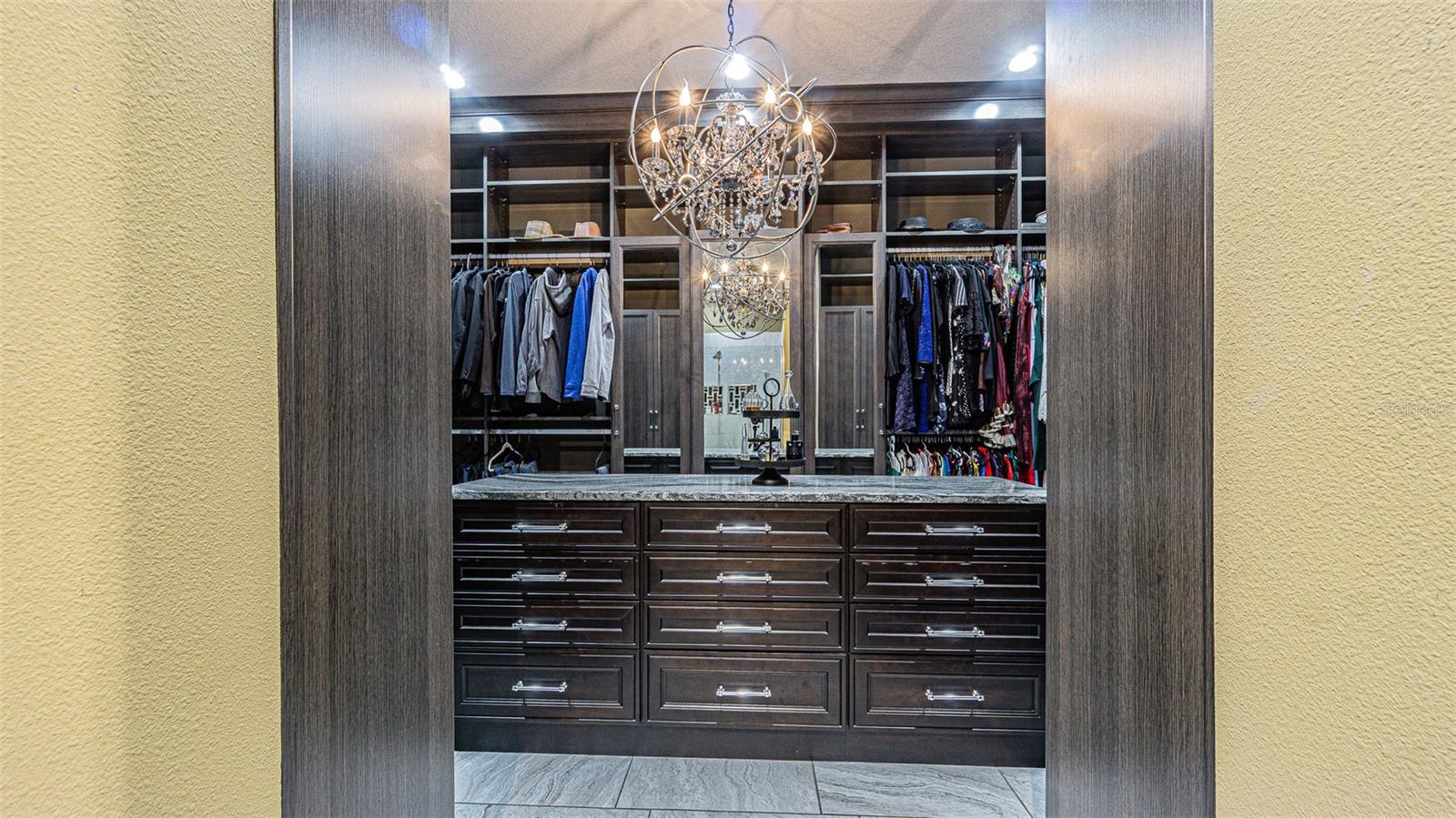 Image 27 of 51 For 4210 North B Street