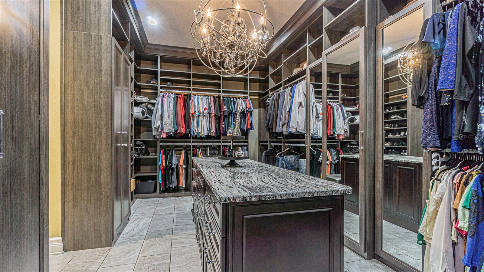 Image 28 of 51 For 4210 North B Street