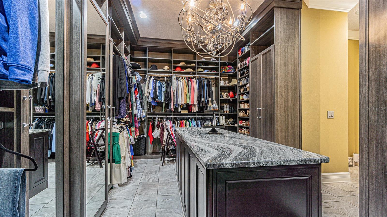 Image 29 of 51 For 4210 North B Street