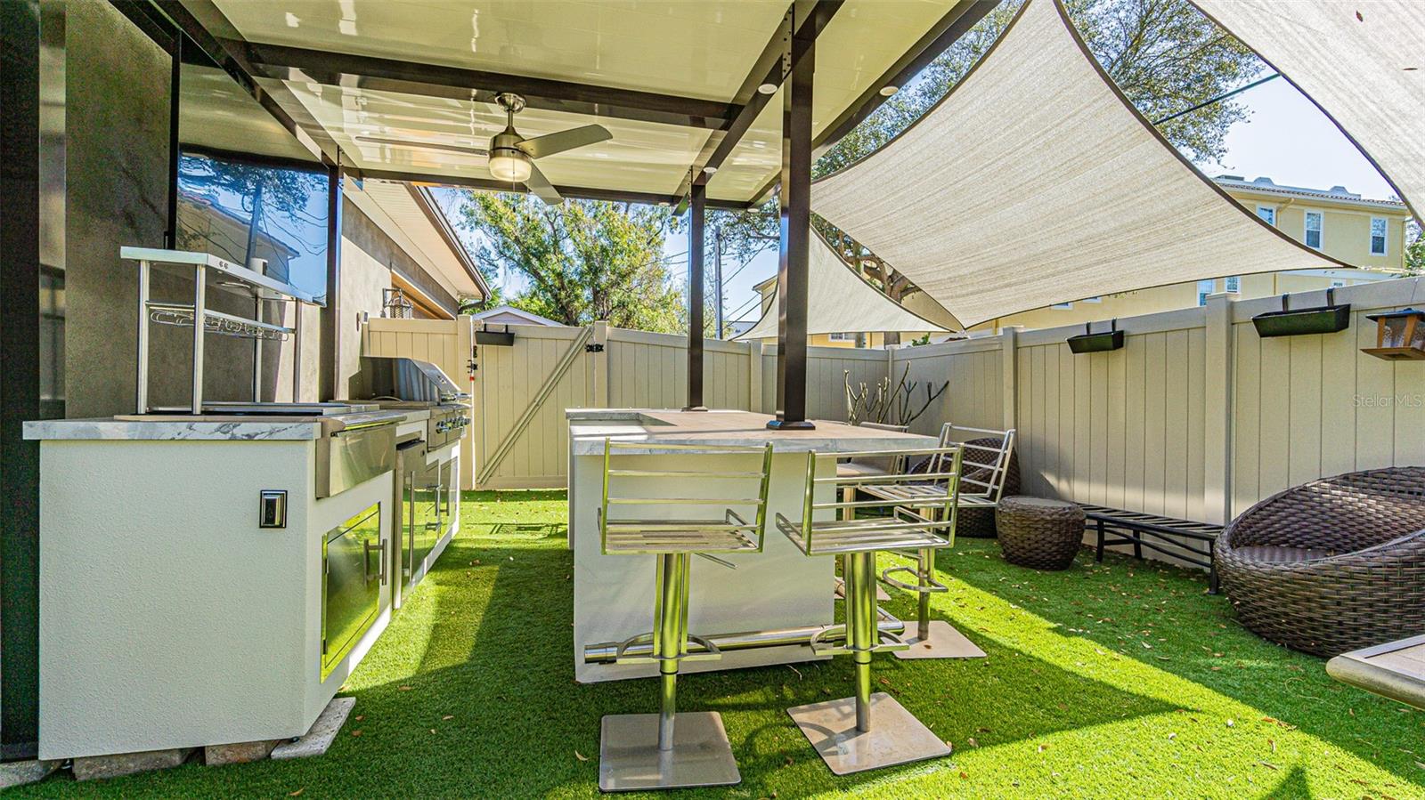 Image 35 of 51 For 4210 North B Street