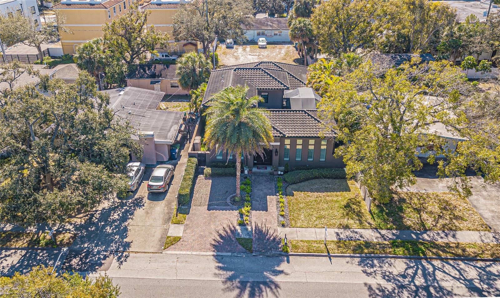 Image 46 of 51 For 4210 North B Street