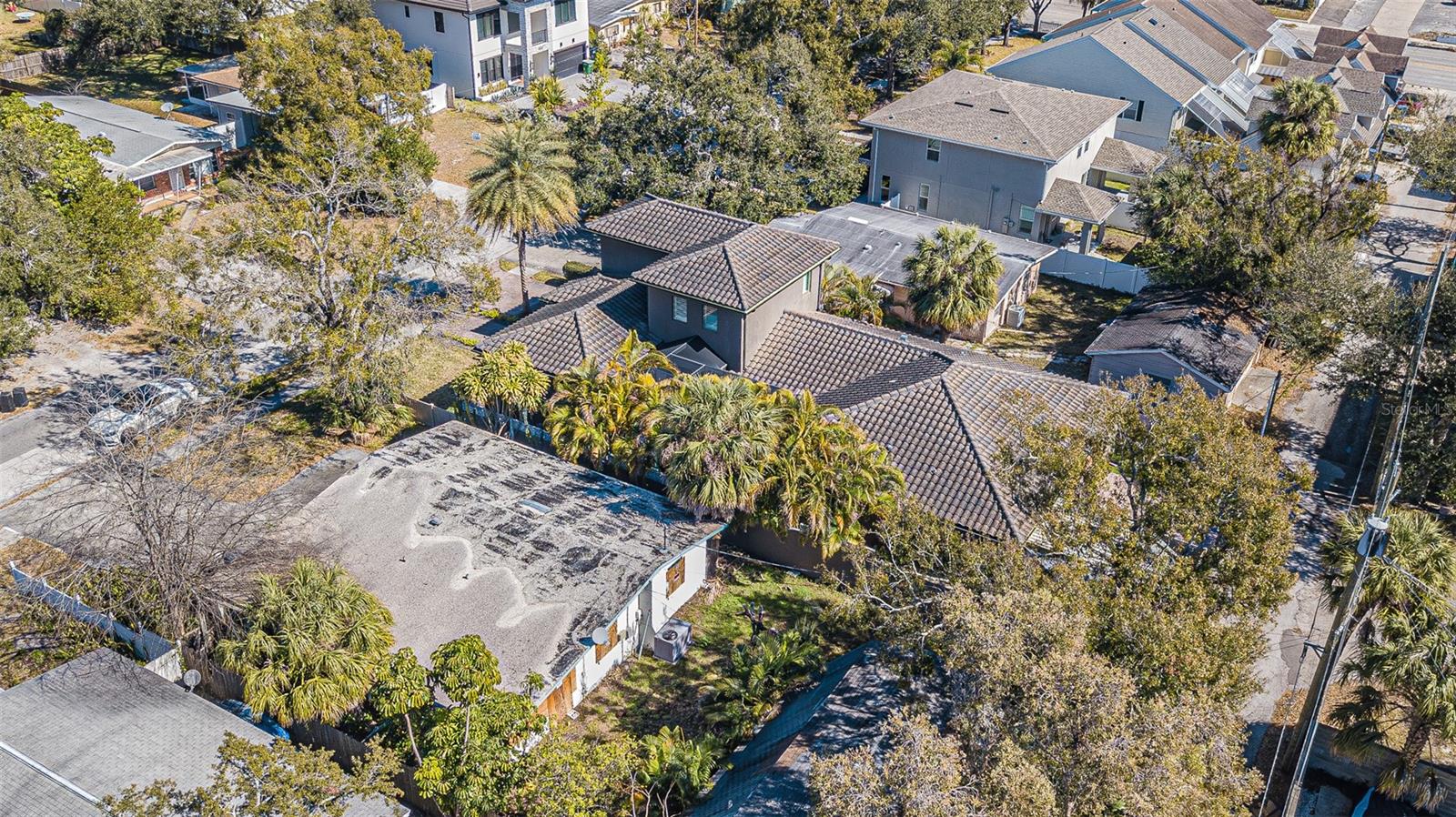 Image 50 of 51 For 4210 North B Street