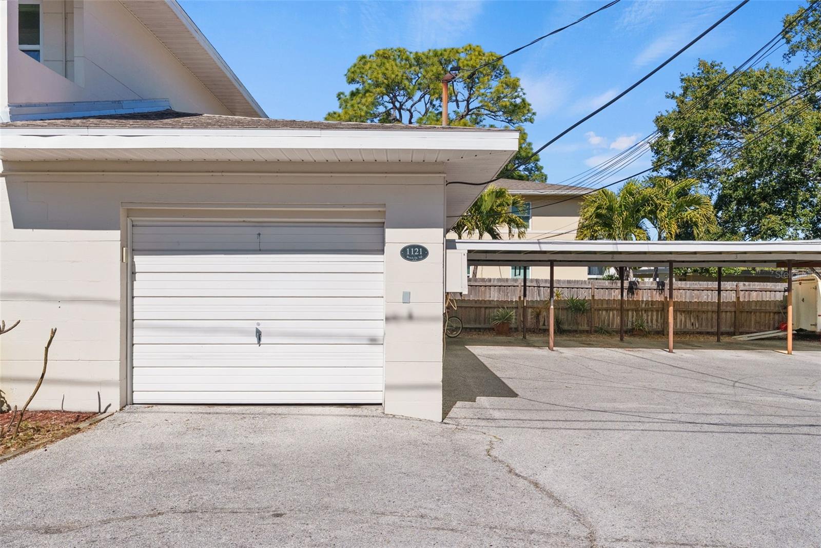 Image 4 of 24 For 1121 Beach Drive Ne