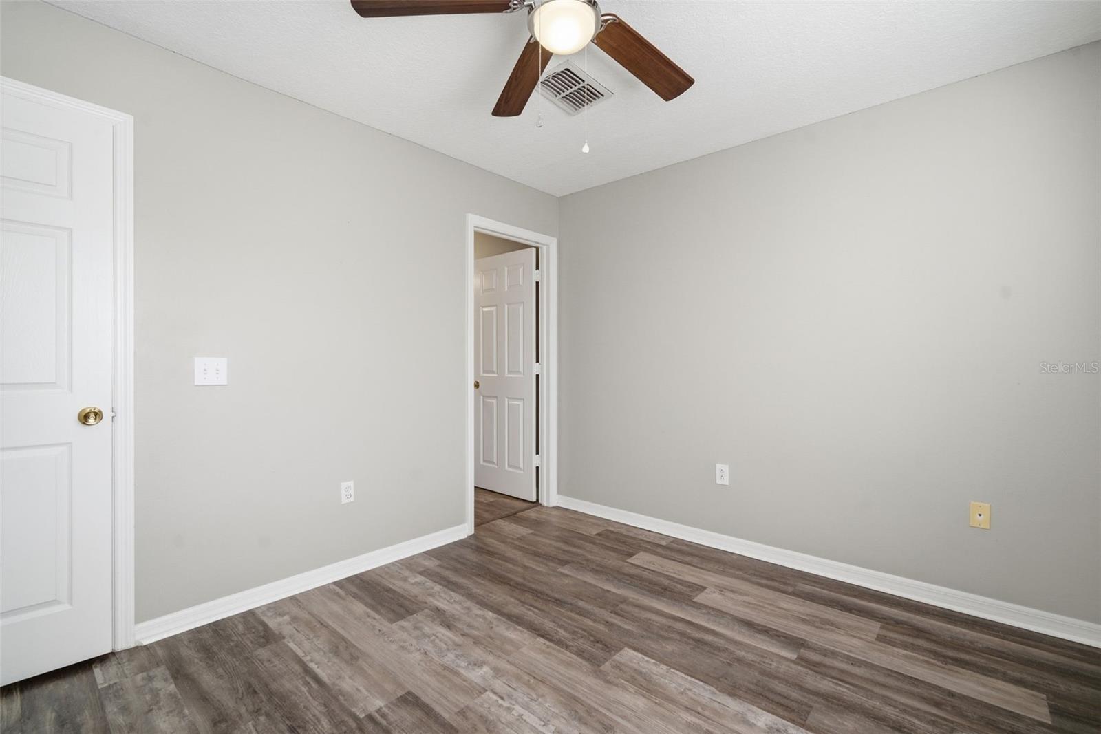 Image 30 of 48 For 8532 Brushleaf Way