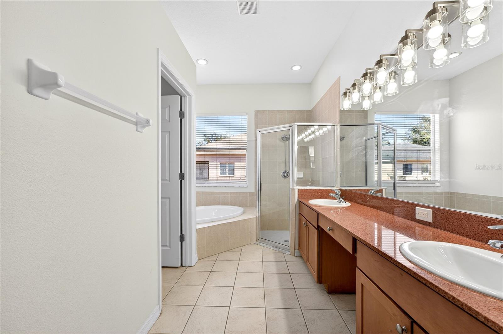 Image 28 of 60 For 4424 Highcroft Drive