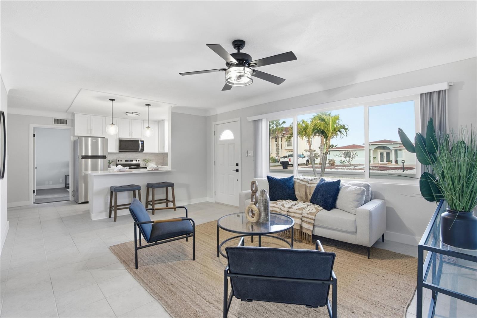 Image 8 of 26 For 6830 Bay Street