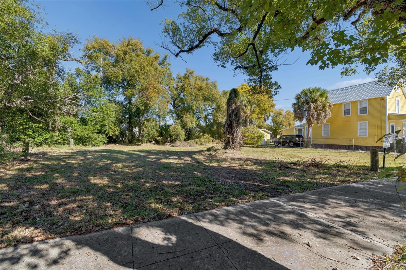 Image 3 of 33 For 1012 12th Avenue 2