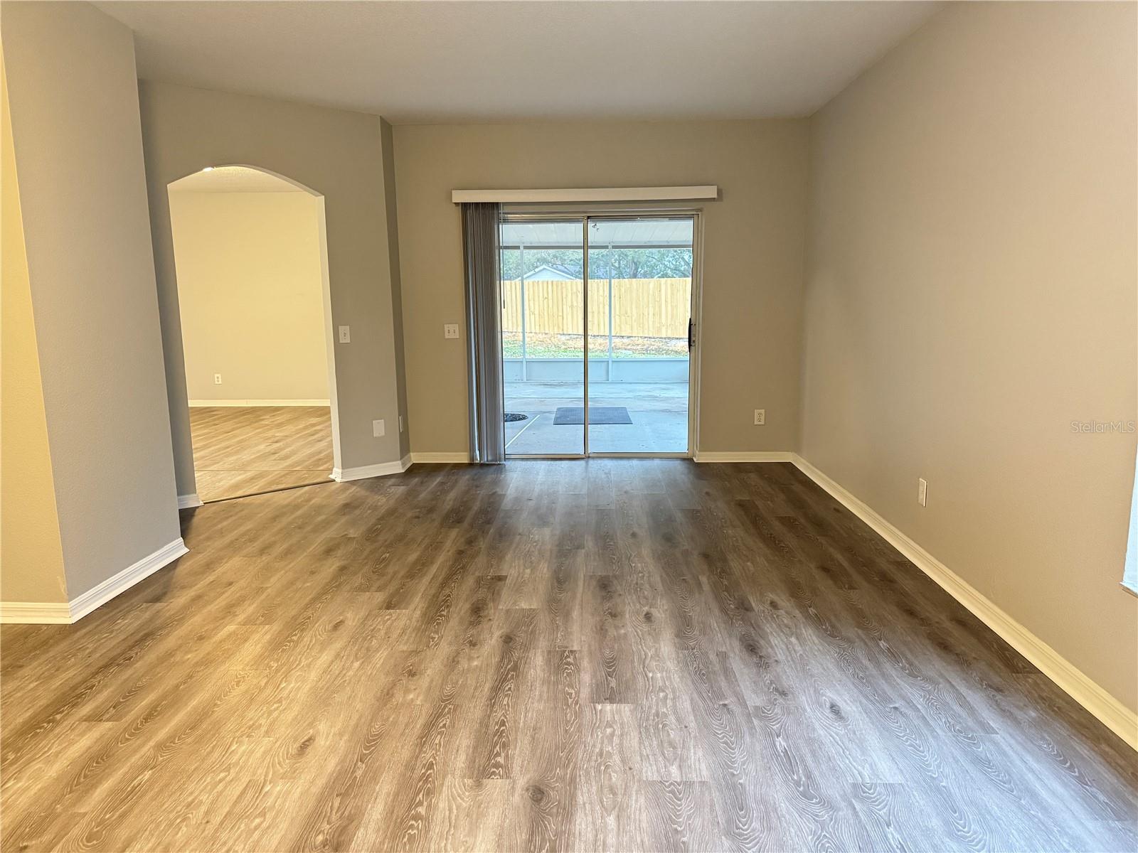 Image 17 of 47 For 14938 Deer Meadow Drive