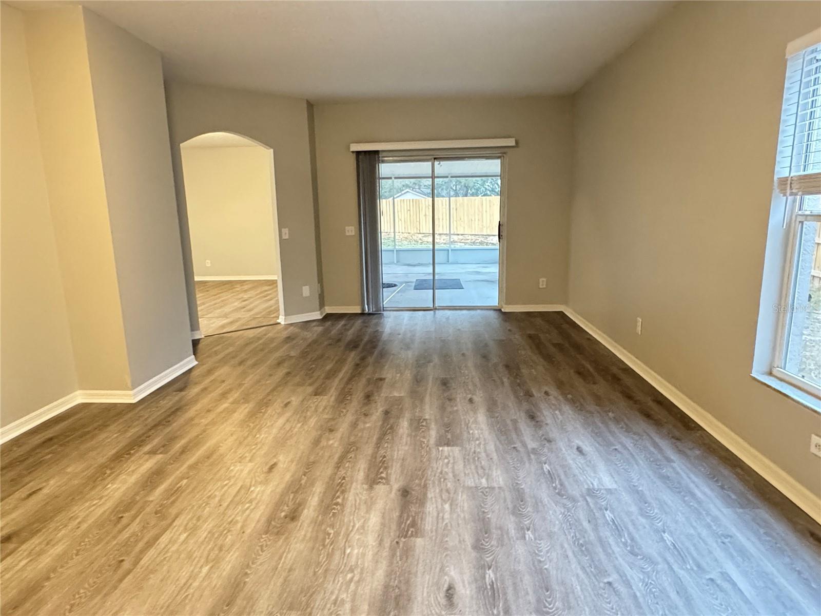 Image 18 of 47 For 14938 Deer Meadow Drive