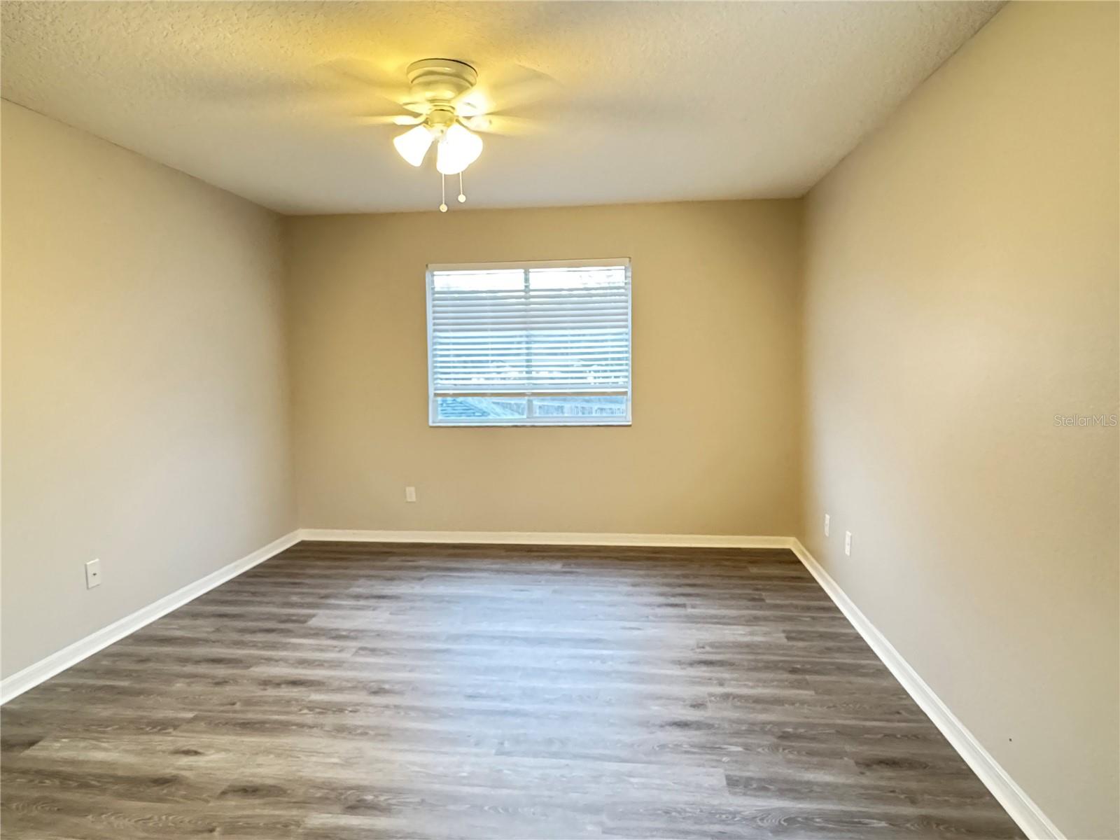 Image 22 of 47 For 14938 Deer Meadow Drive