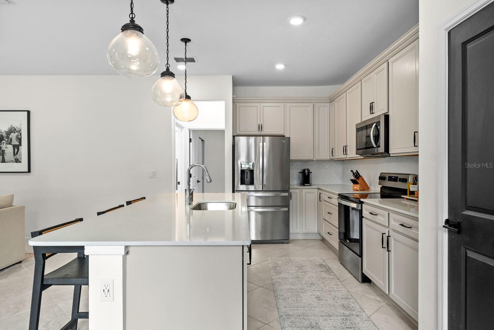 Image 14 of 36 For 20402 Monza Loop