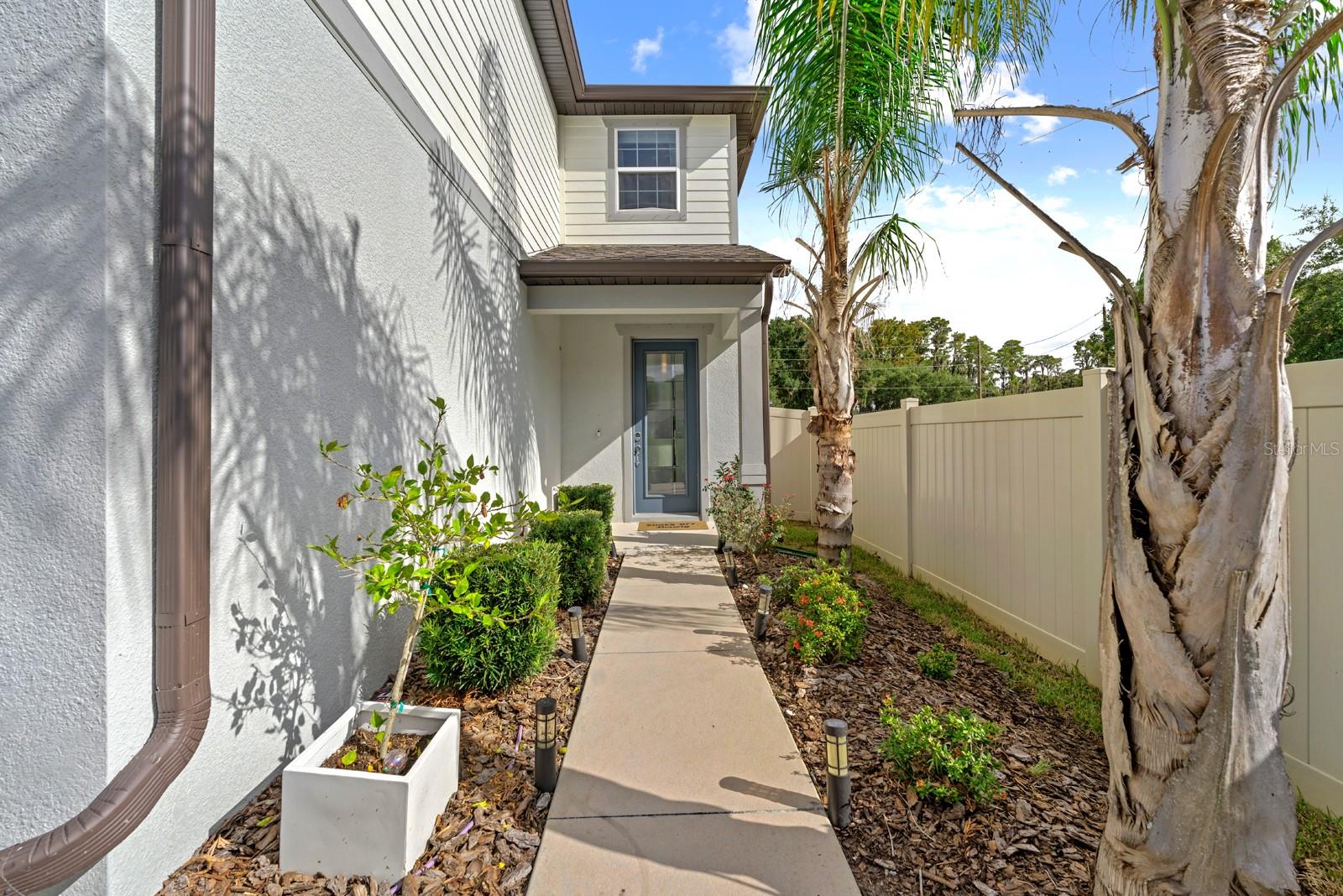 Image 5 of 36 For 20402 Monza Loop