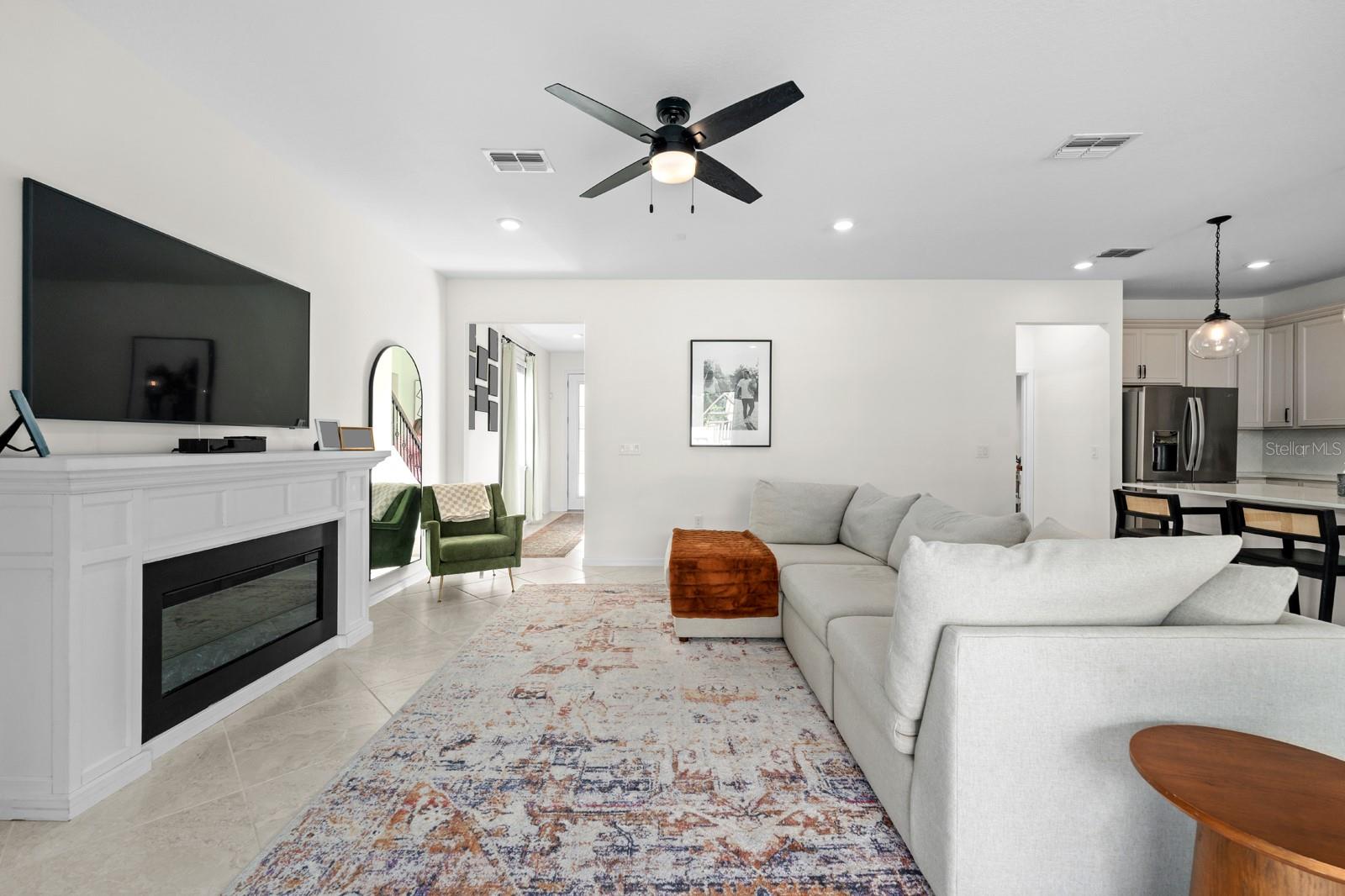 Image 8 of 36 For 20402 Monza Loop