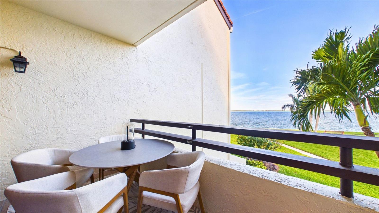 Image 10 of 53 For 121 1st Street E 109