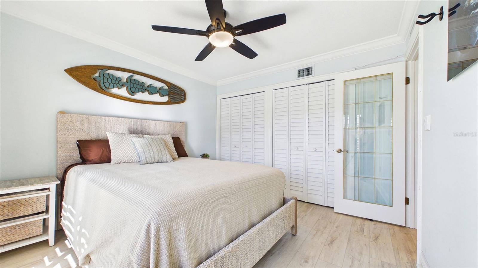 Image 20 of 53 For 121 1st Street E 109