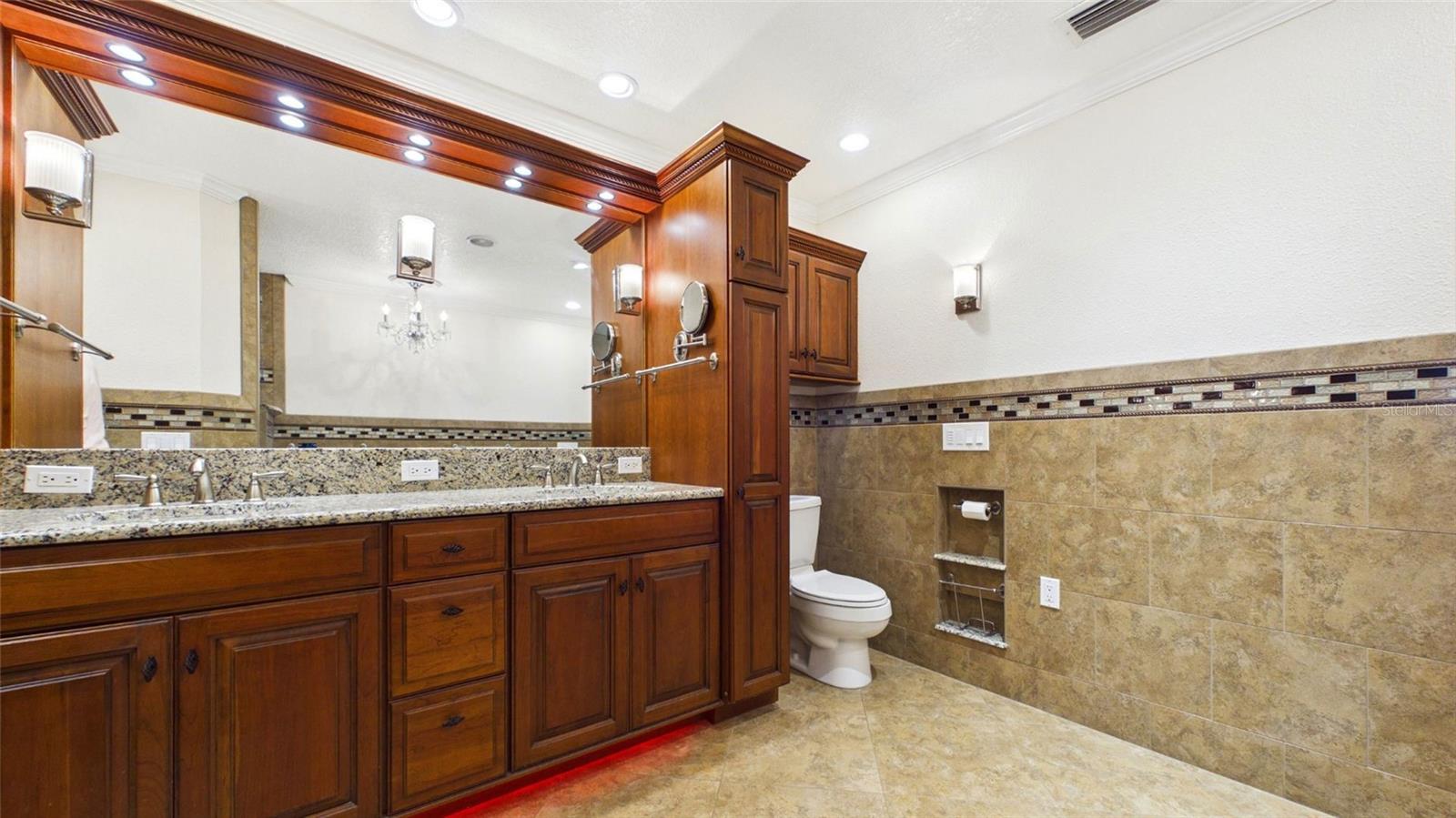 Image 30 of 53 For 121 1st Street E 109