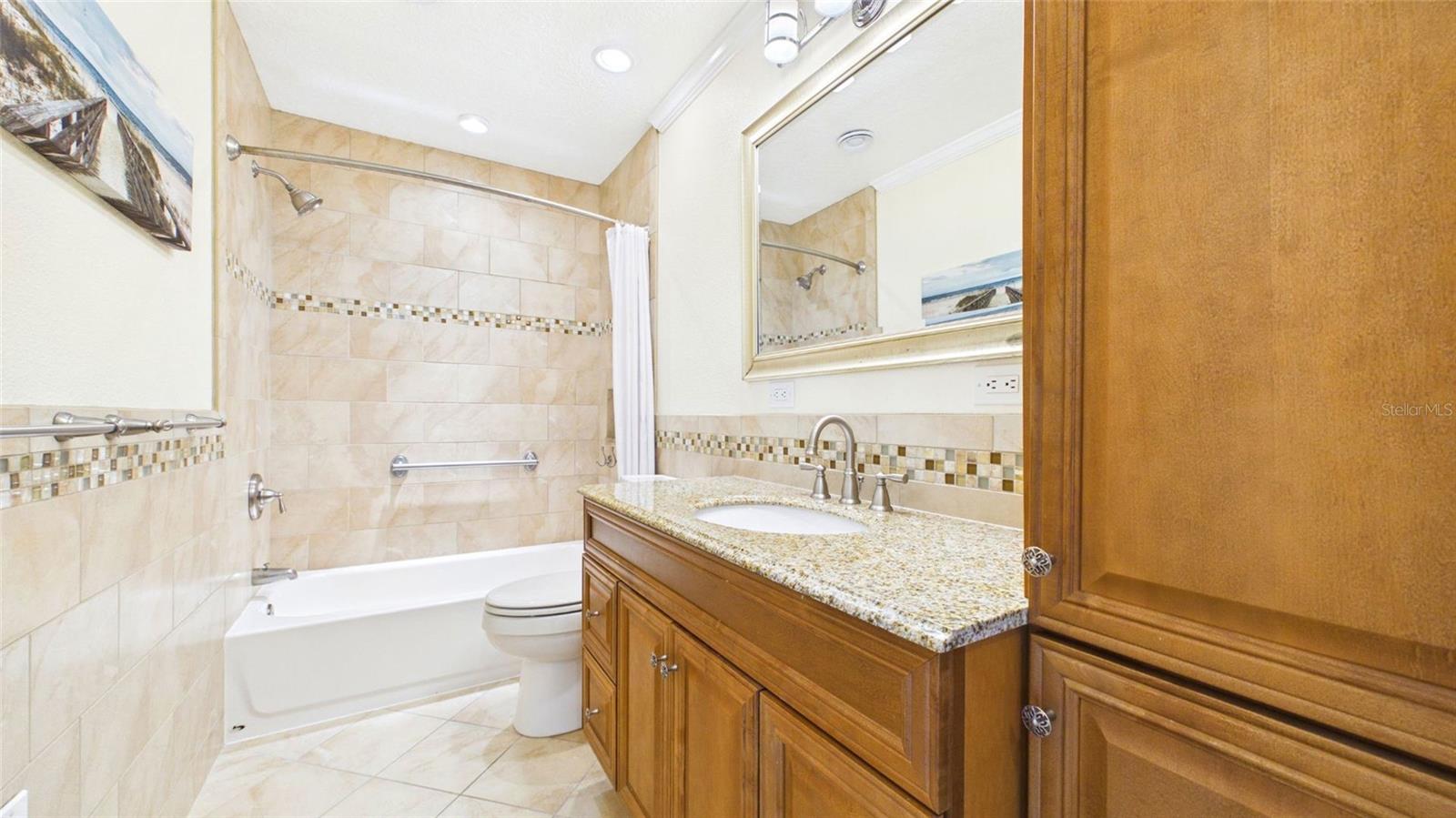 Image 34 of 53 For 121 1st Street E 109