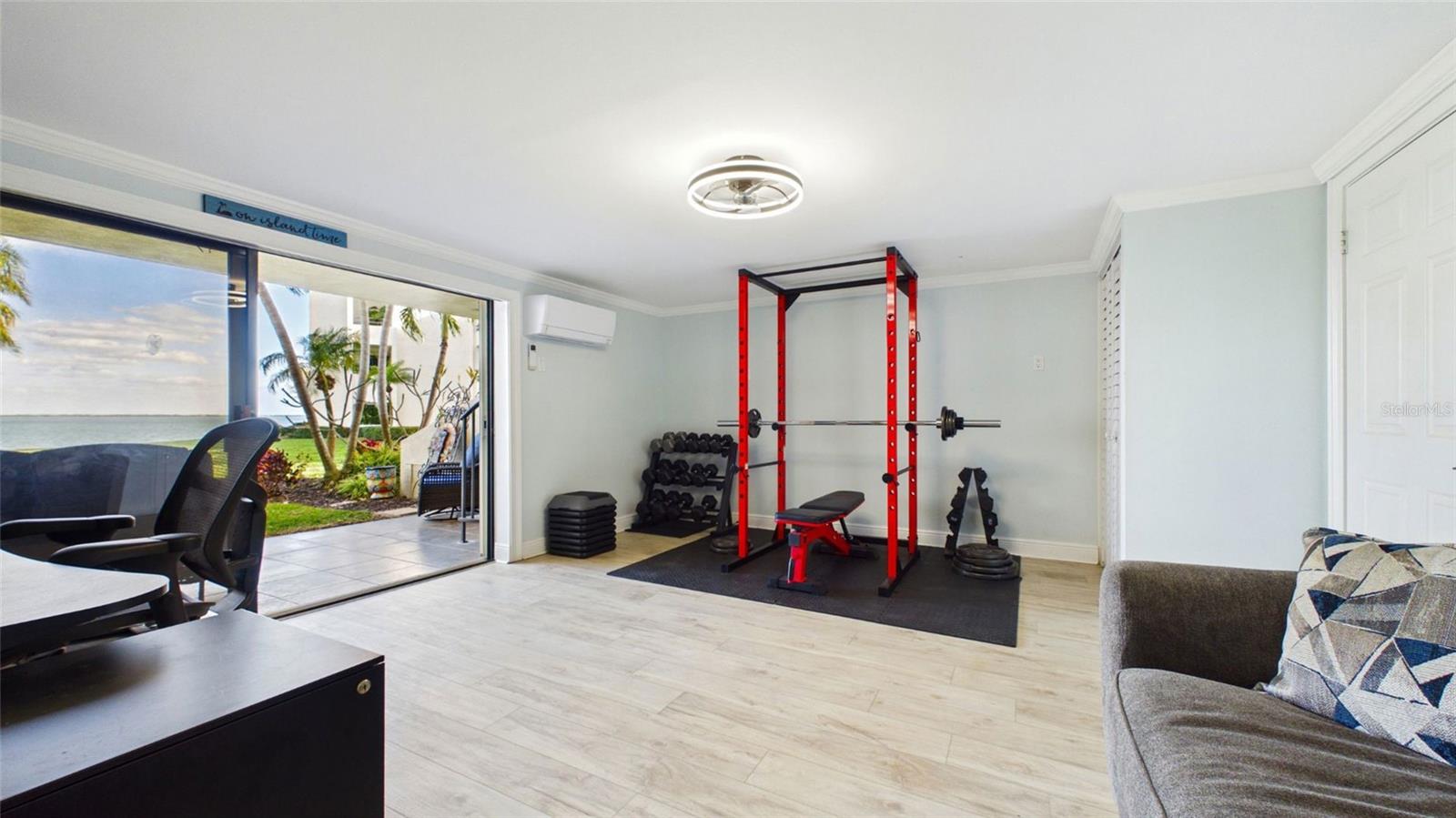 Image 39 of 53 For 121 1st Street E 109