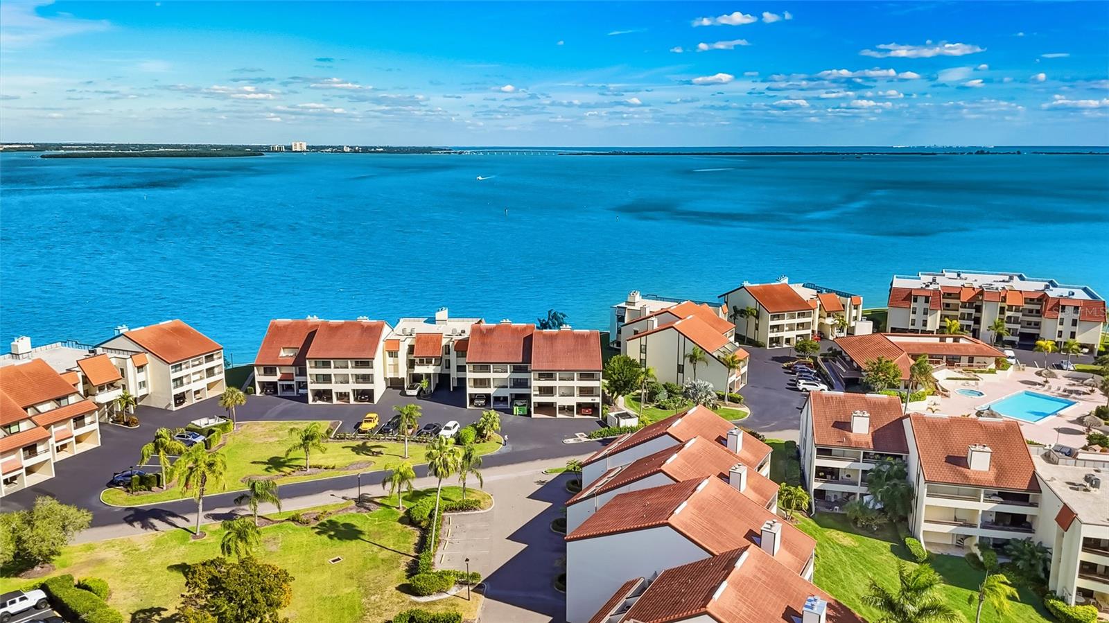 Image 49 of 53 For 121 1st Street E 109