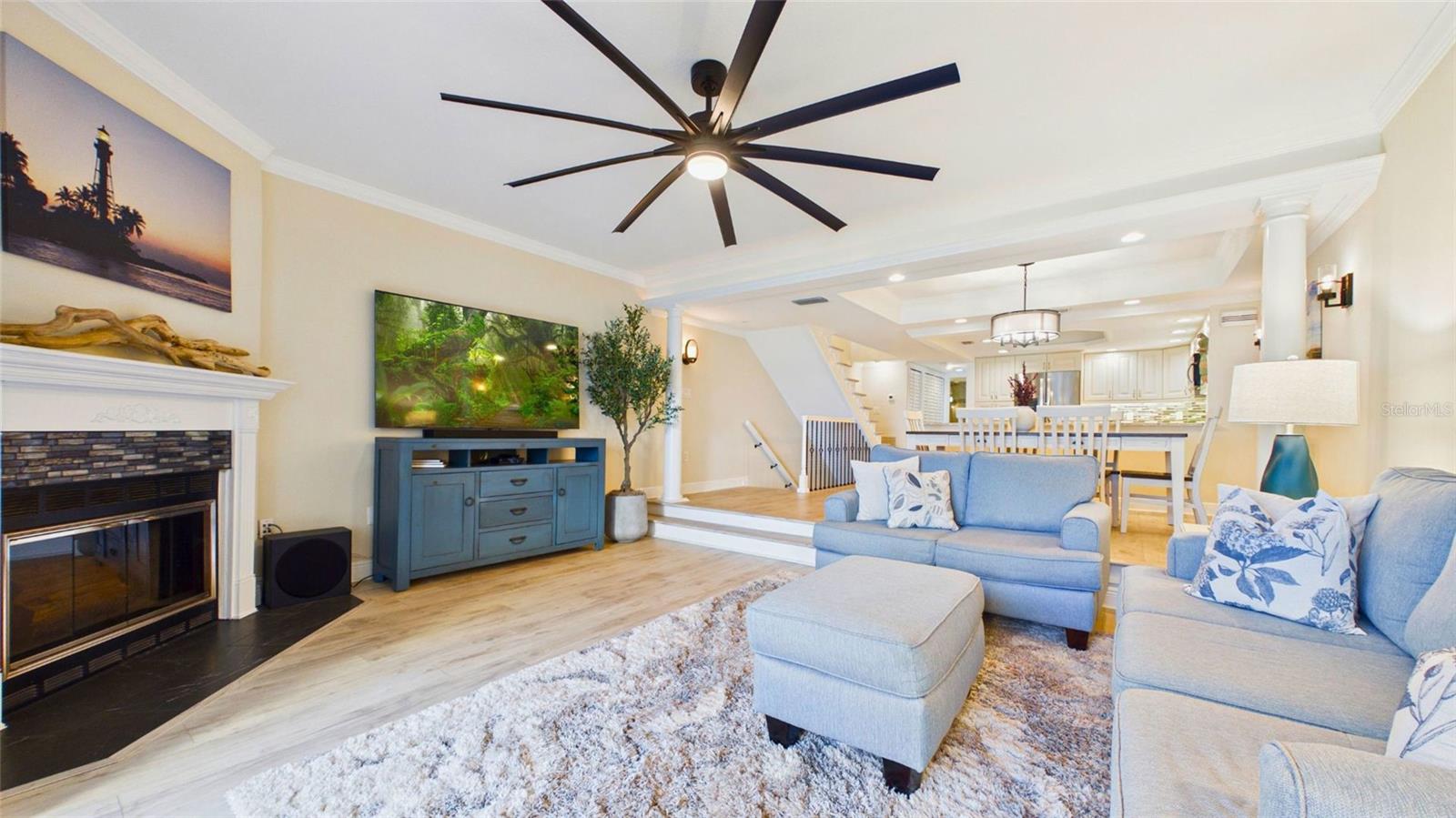 Image 8 of 53 For 121 1st Street E 109