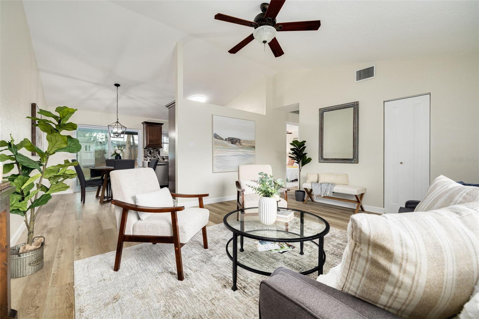 Image 2 of 27 For 7216 Whist Way